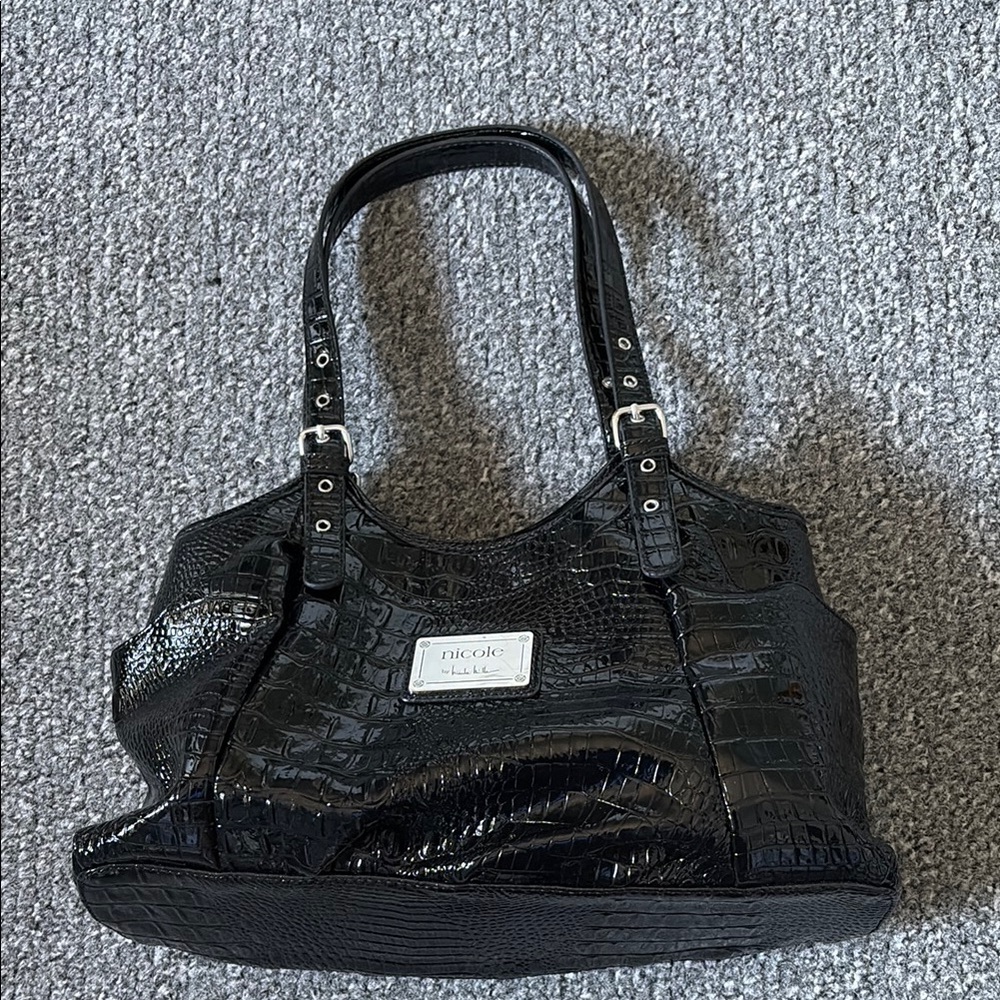 Brand New Nicole Black Shoulder Bag Sleek Design